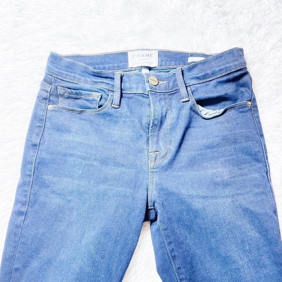 Frame Le Skinny de Jeanne Longstreet Dark Denim Fringe Hem SZ26 - Picture 2 of 8
